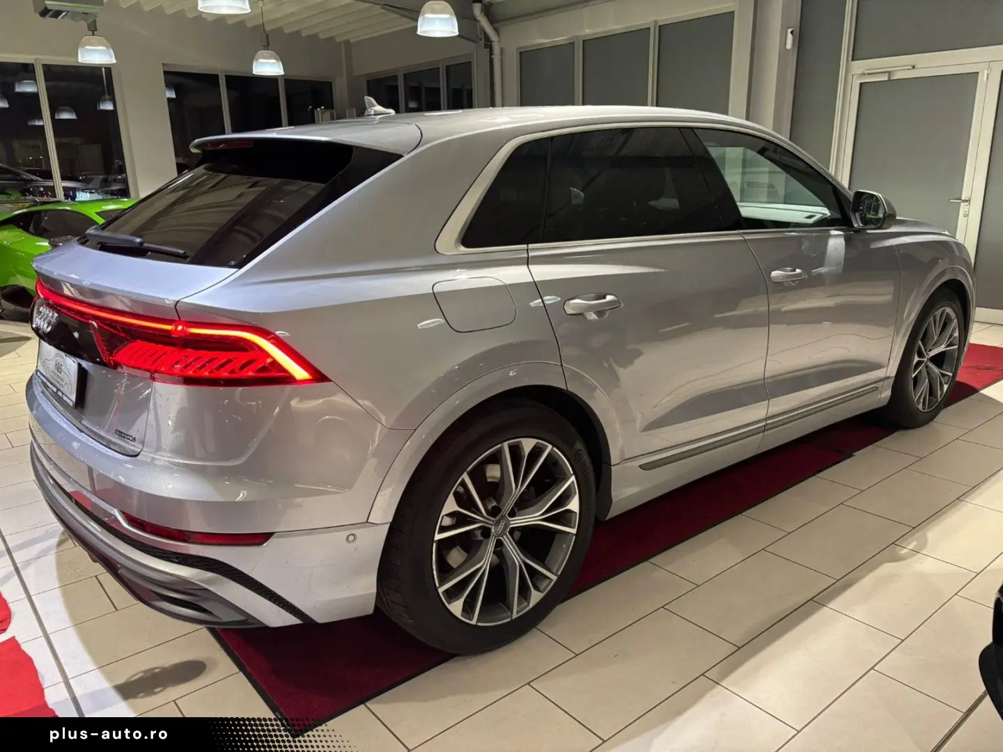 AUDI Q8 50 TDI quattro S-LINE AHK STANDHEIZ.