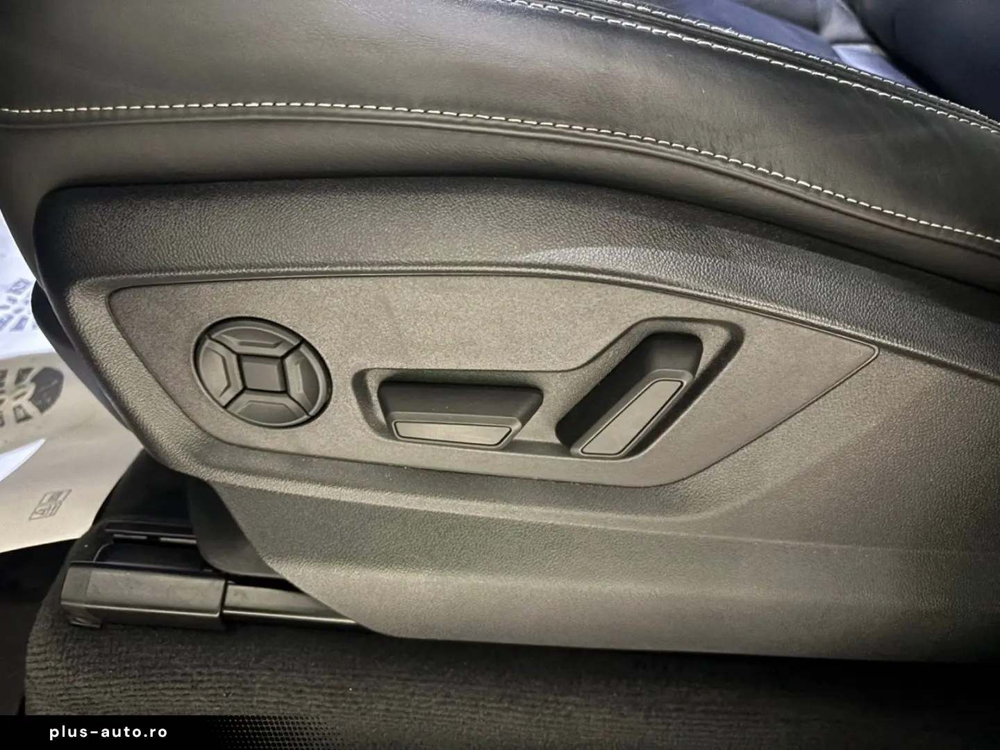 AUDI Q8 50 TDI quattro S-LINE AHK STANDHEIZ.