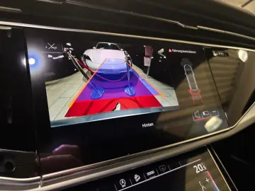 AUDI Q8 50 TDI quattro S-LINE AHK STANDHEIZ.