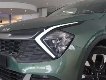 KIA Sportage 1.6 HYBRID AWD NAVI LED KAMERA SPORT SH