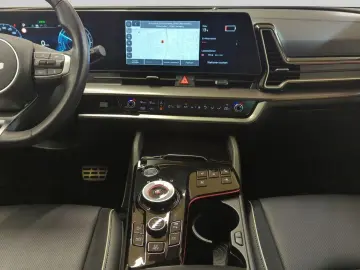 KIA SPORTAGE 1.6T Plug-In Hybrid GT-LINE AHK PANO-DA