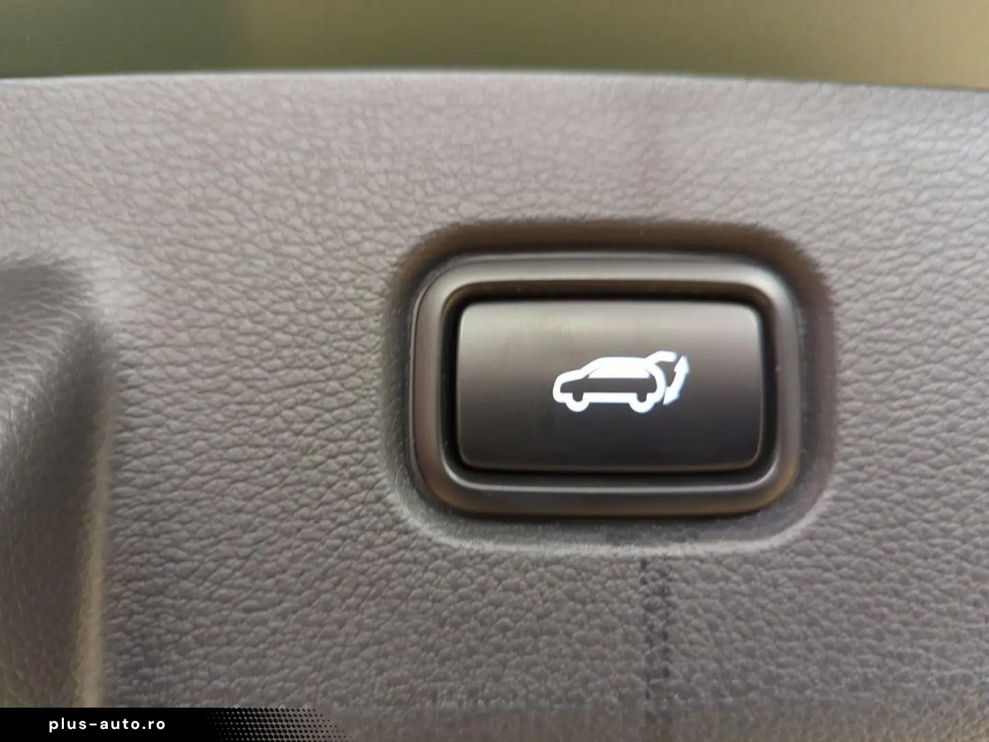 KIA SPORTAGE 1.6T Plug-In Hybrid GT-LINE AHK PANO-DA