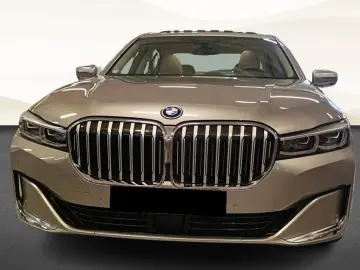 BMW 745 e Executive 394hp Pano Head-Up