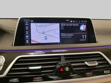 BMW 745 e Executive 394hp Pano Head-Up