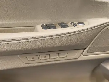 BMW 745 e Executive 394hp Pano Head-Up