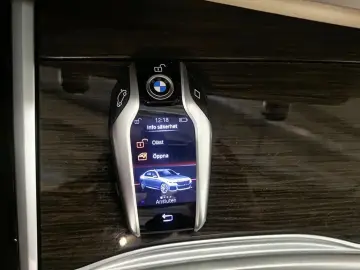 BMW 745 e Executive 394hp Pano Head-Up