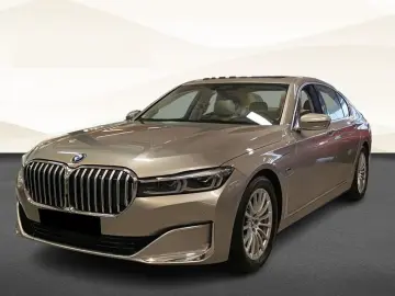 BMW 745 e Executive 394hp Pano Head-Up
