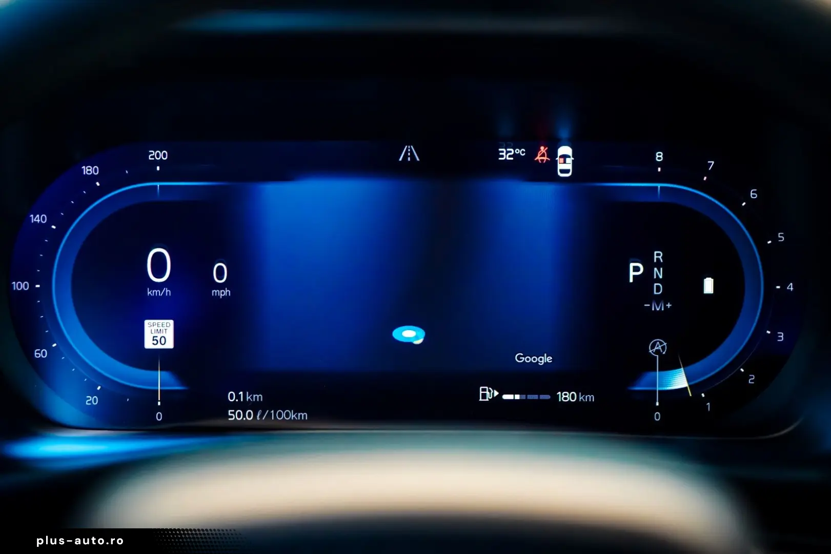 VOLVO XC40 B5 AWD Plus Dark 360 KAMERA H&K CARPLAY