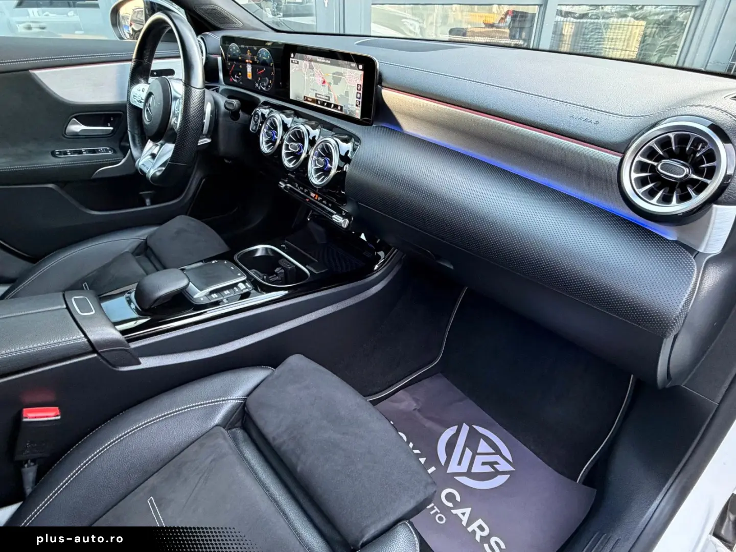 MERCEDES-BENZ CLA 250 Edition AMG Wide PANO LED KAME&hellip;