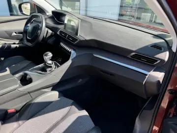 PEUGEOT 3008 Allure Navi Teil Leder 360 Grad Kamera