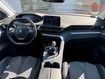 PEUGEOT 3008 Allure Navi Teil Leder 360 Grad Kamera