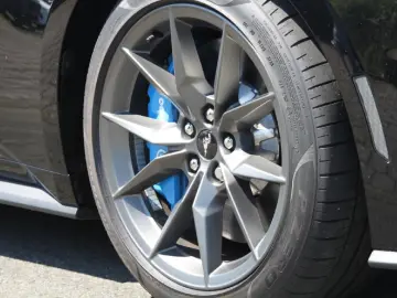 FORD Mustang Coupe Dark Horse Fastbac 7 J. FGS