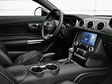 FORD Mustang Fastback GT 5.0   V8   KLAPPENAUSPUFF