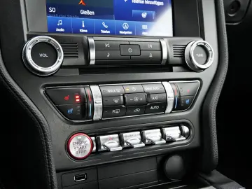 FORD Mustang Fastback GT 5.0   V8   KLAPPENAUSPUFF