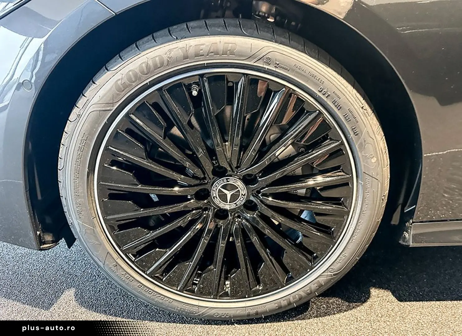 MERCEDES-BENZ CLE 200 Cabrio AMGLiAdPl Night DigiL Burmester