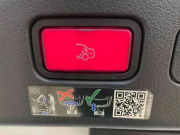 MERCEDES-BENZ CLE 200 Cabrio AMG Prem Memory Burm. H&hellip;