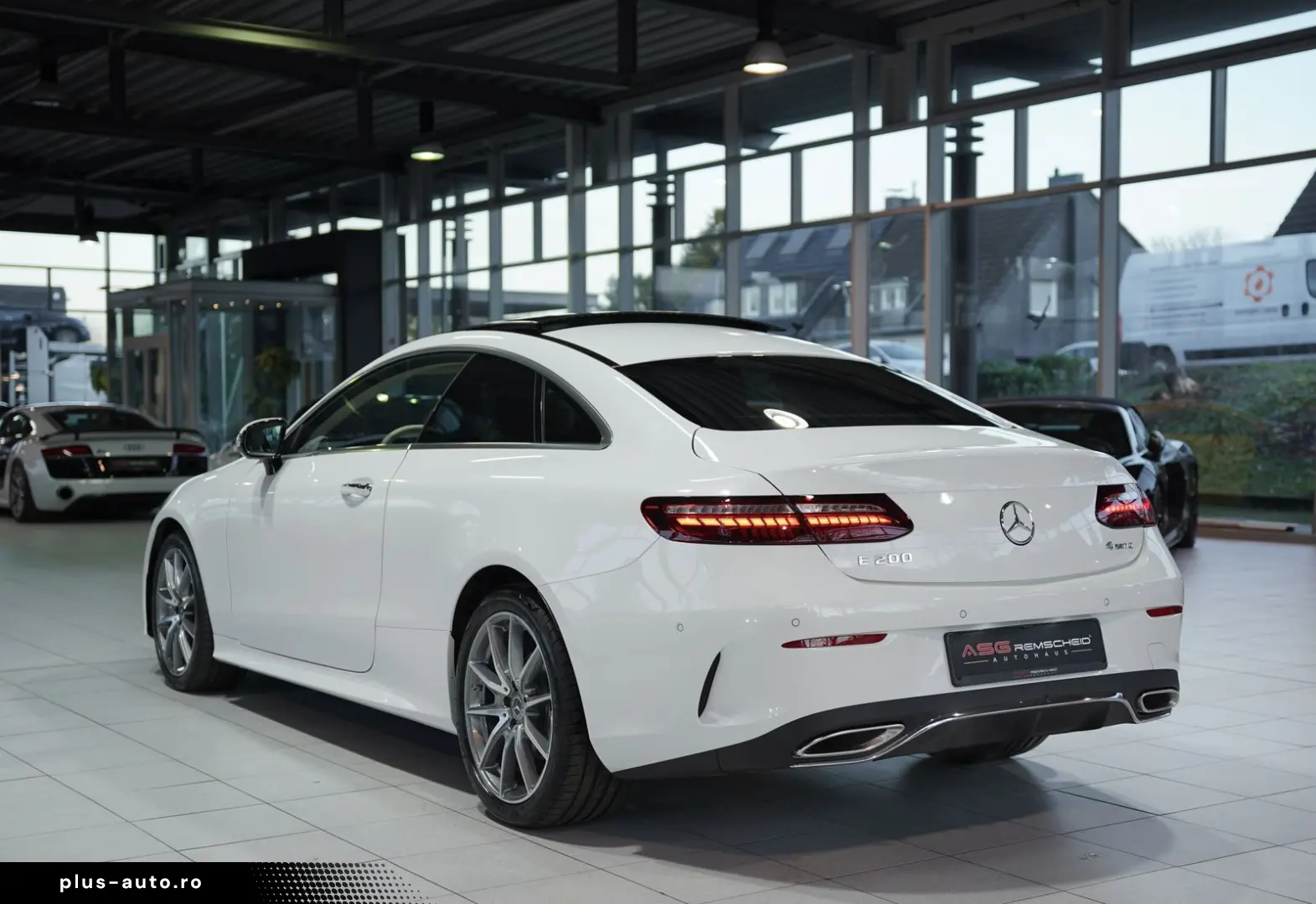 MERCEDES-BENZ E 200 Coupé 4M AMG Line 1H  Pano LUFT &hellip;