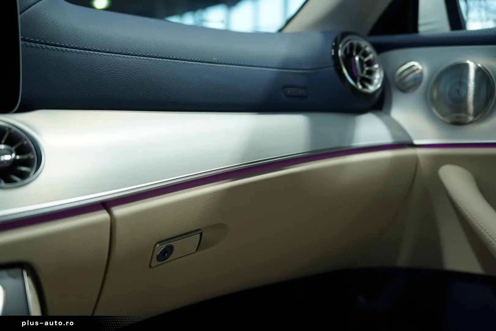 MERCEDES-BENZ E 200 Coupé 4M AMG Line 1H  Pano LUFT &hellip;