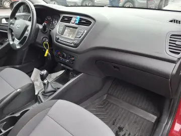 Hyundai i20 1.25 84CP M T Comfort