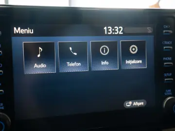 Totota RAV 4 Hibrid  4x4  LED