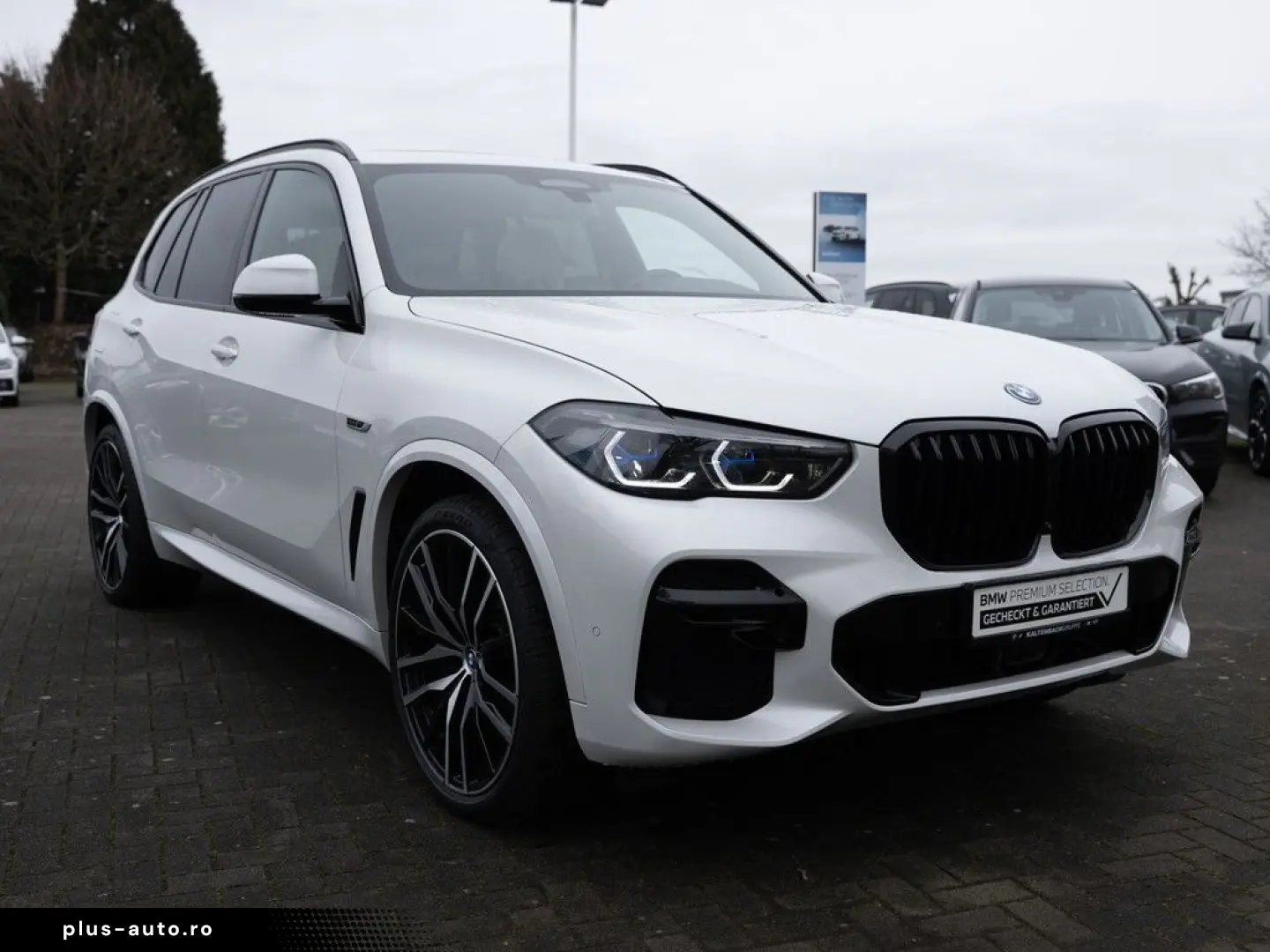 BMW X5 xDrive 45e M-Sport PANO AHK HUD 360  LASER
