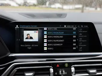 BMW X5 xDrive 45e M-Sport PANO AHK HUD 360  LASER