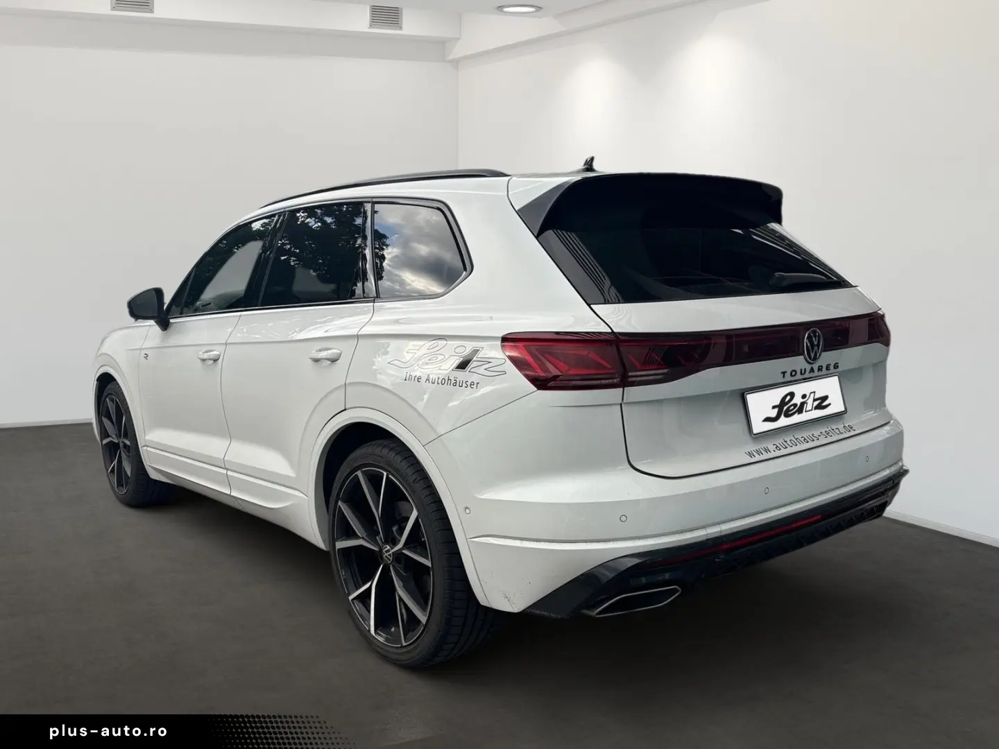 VW Touareg 3.0 TDI 4M R-Line  AHK HEAD-UP STANDH PA