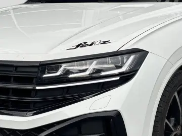 VW Touareg 3.0 TDI 4M R-Line  AHK HEAD-UP STANDH PA