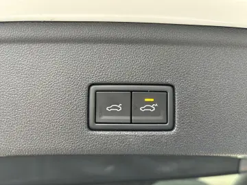 VW Touareg 3.0 TDI 4M R-Line  AHK HEAD-UP STANDH PA