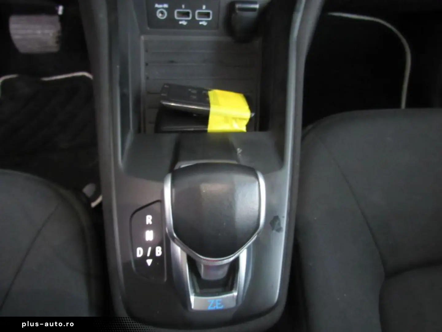 RENAULT ZOE 52kWh Z.E. R135 Zen