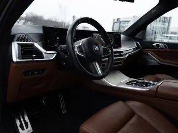BMW X7 M60 I