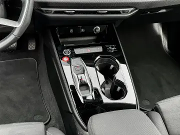 AUDI A5 Limousine TFSI quattro ACC KAMERA NAVI Sitzh.