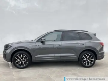 VW Touareg V6 3.0 TSI DSG 4M R-Line Navi LED STHZG