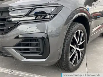 VW Touareg V6 3.0 TSI DSG 4M R-Line Navi LED STHZG