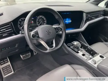 VW Touareg V6 3.0 TSI DSG 4M R-Line Navi LED STHZG