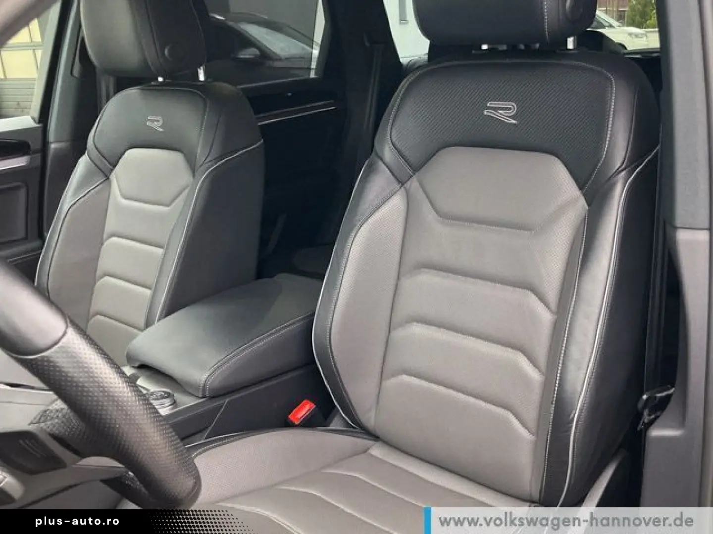 VW Touareg V6 3.0 TSI DSG 4M R-Line Navi LED STHZG