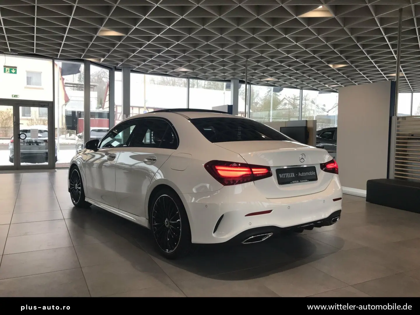 MERCEDES-BENZ A 180 Limousine AMG Line Night Kamera &hellip;