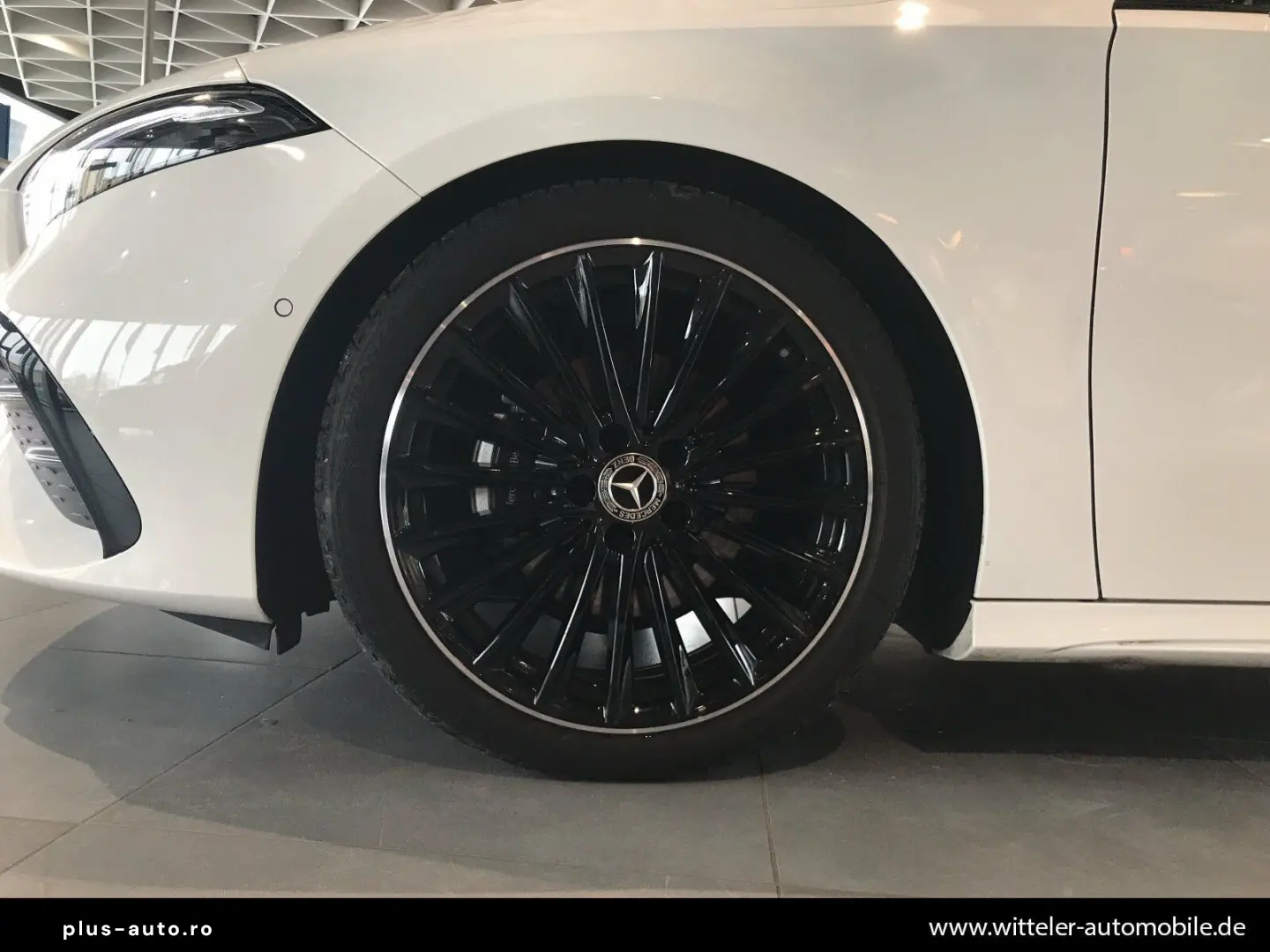 MERCEDES-BENZ A 180 Limousine AMG Line Night Kamera &hellip;