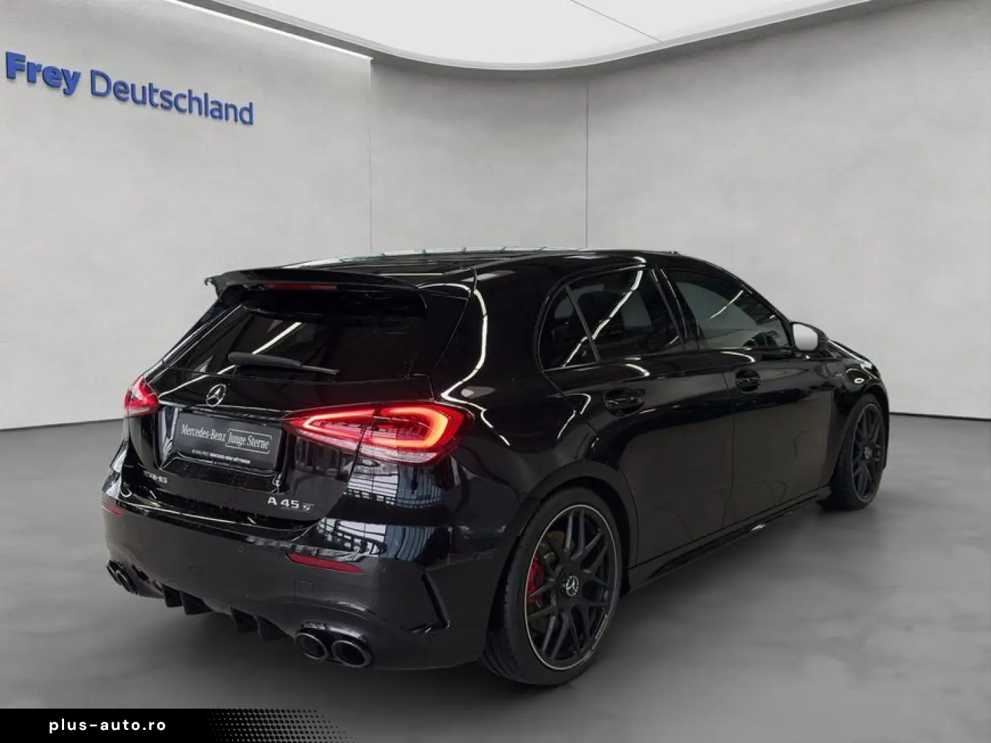 MERCEDES-BENZ A 45 S AMG 4M Memo PANO Beam NIGHT CarPlay