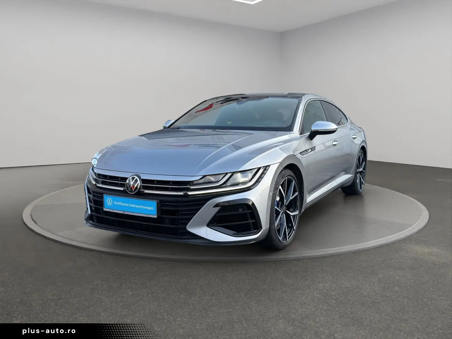 VW Arteon R DSG 4M 2.0 TSI IQ.LIGHT HUD PANO 360