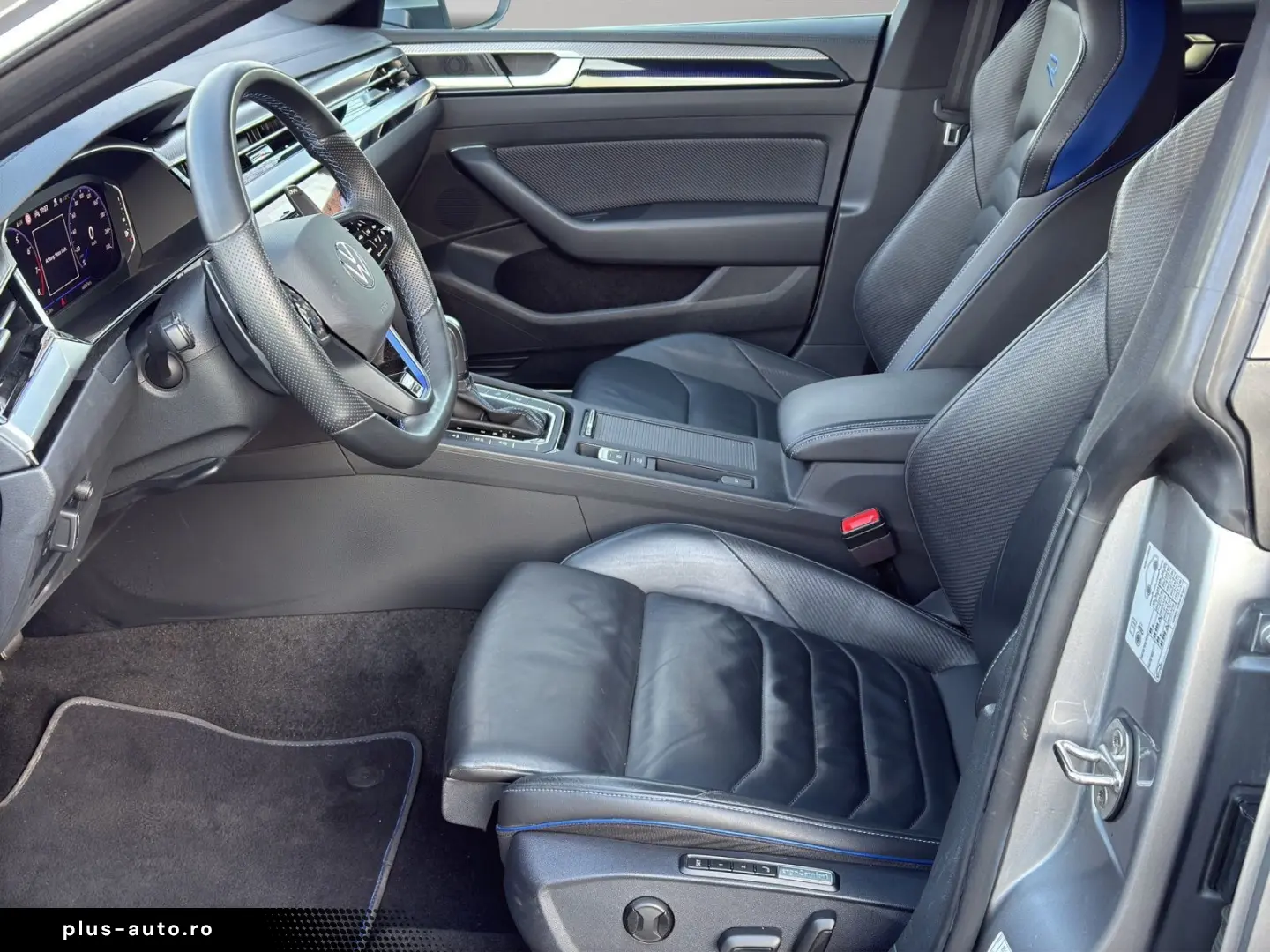 VW Arteon R DSG 4M 2.0 TSI IQ.LIGHT HUD PANO 360