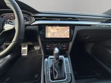 VW Arteon R DSG 4M 2.0 TSI IQ.LIGHT HUD PANO 360