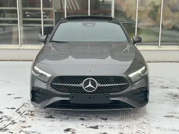 MERCEDES-BENZ A 200 AMG LINE PANO HEADUP 360  LED 7G-DCT