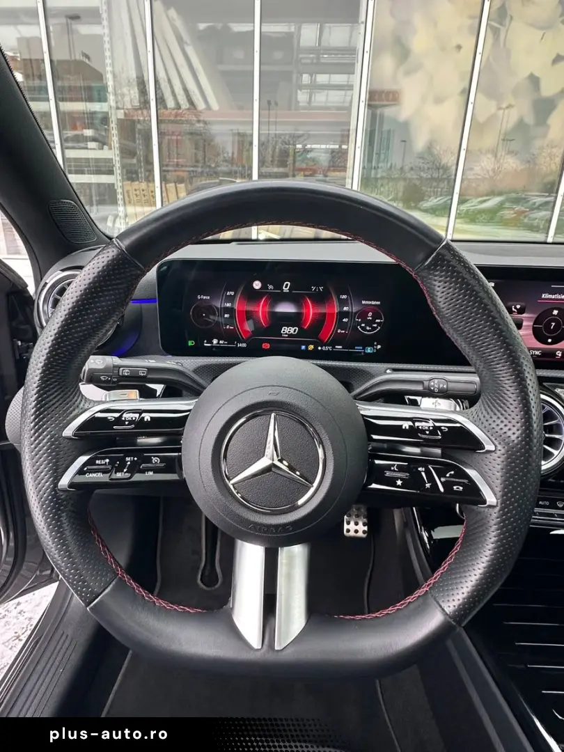 MERCEDES-BENZ A 200 AMG LINE PANO HEADUP 360  LED 7G-DCT