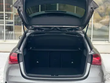 MERCEDES-BENZ A 200 AMG LINE PANO HEADUP 360  LED 7G-DCT