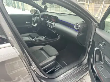 MERCEDES-BENZ A 200 AMG LINE PANO HEADUP 360  LED 7G-DCT