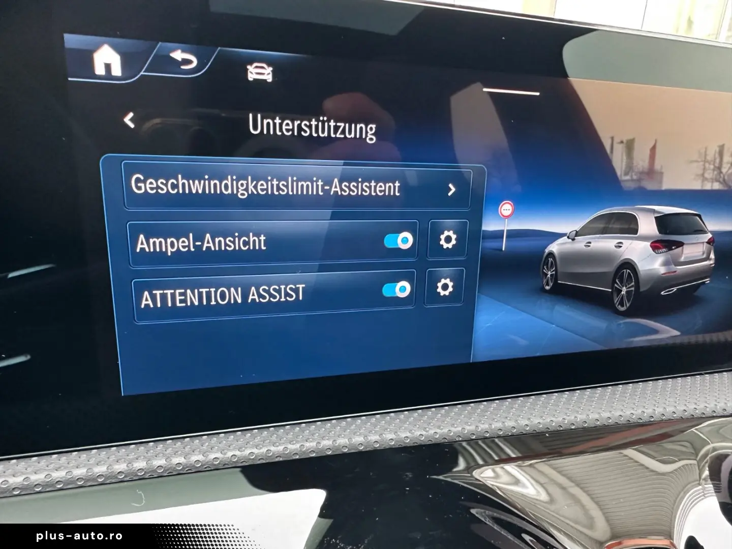 MERCEDES-BENZ A 200 AMG LINE PANO HEADUP 360  LED 7G-DCT