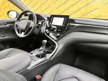 TOYOTA CAMRY 2.5 HYBRID