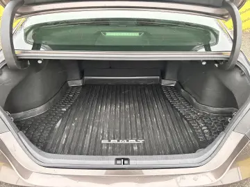 TOYOTA CAMRY 2.5 HYBRID