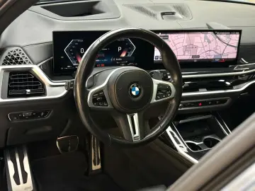 BMW X7 M60 I